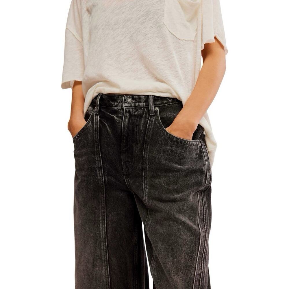 We The Free Cropped Barrel Black Ice Denim Jeans Women Cuffed free people - Picture 2 of 8